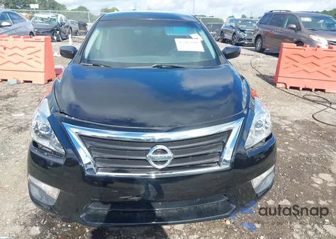2013 Nissan Altima 2.5 Sv z USA, uszkodzony, nr VIN 1N4AL3AP3DC111256